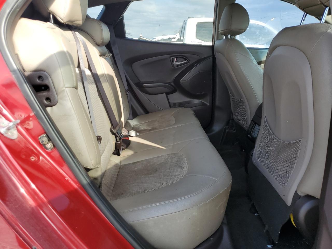 2014 Hyundai Tucson - Image 11