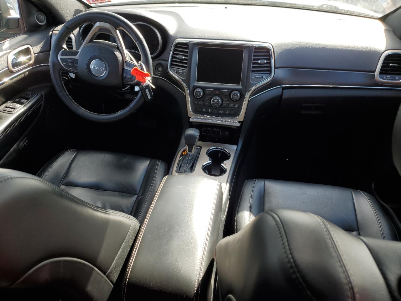2017 Jeep Grand Cherokee - Image 8