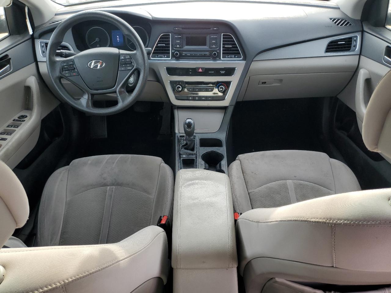 2015 Hyundai Sonata - Image 8