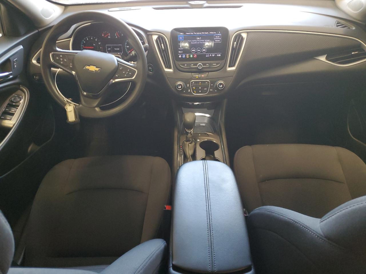 2023 Chevrolet Malibu - Image 8