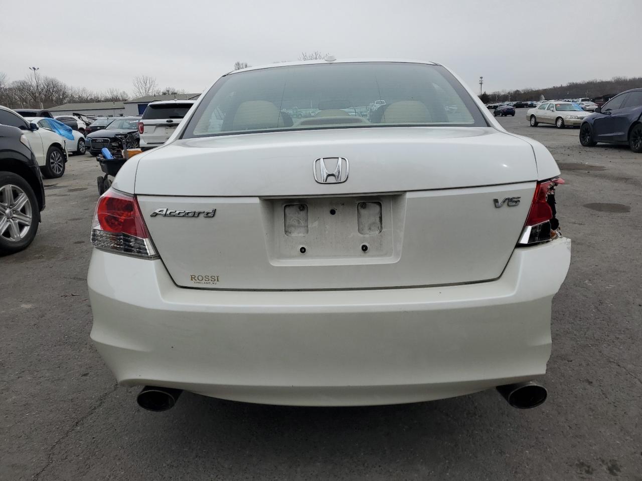 2010 Honda Accord - Image 6