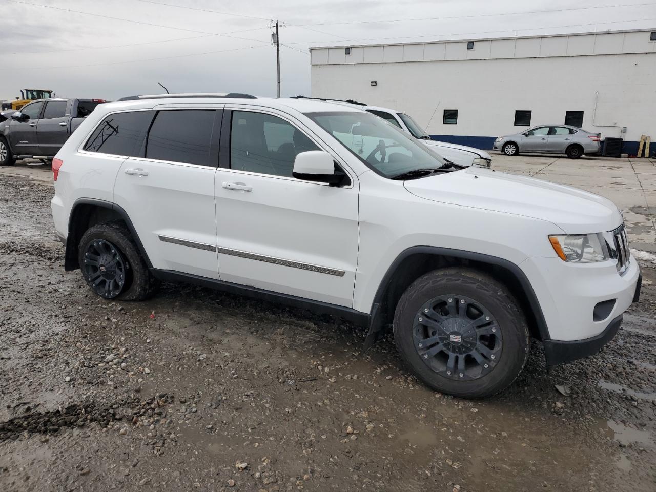 2013 Jeep Grand Cherokee - Image 4