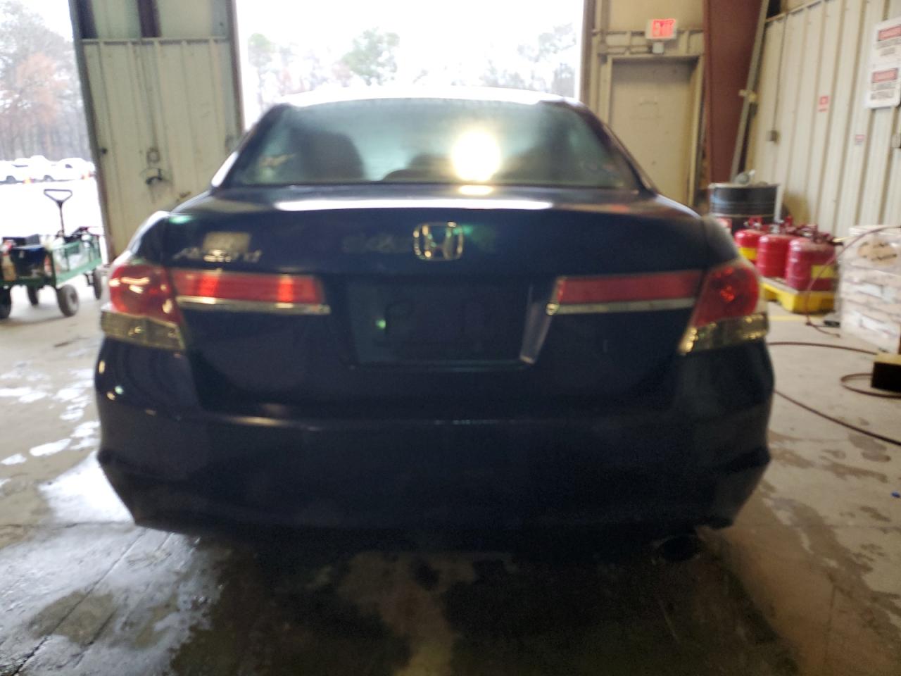 2011 Honda Accord - Image 6