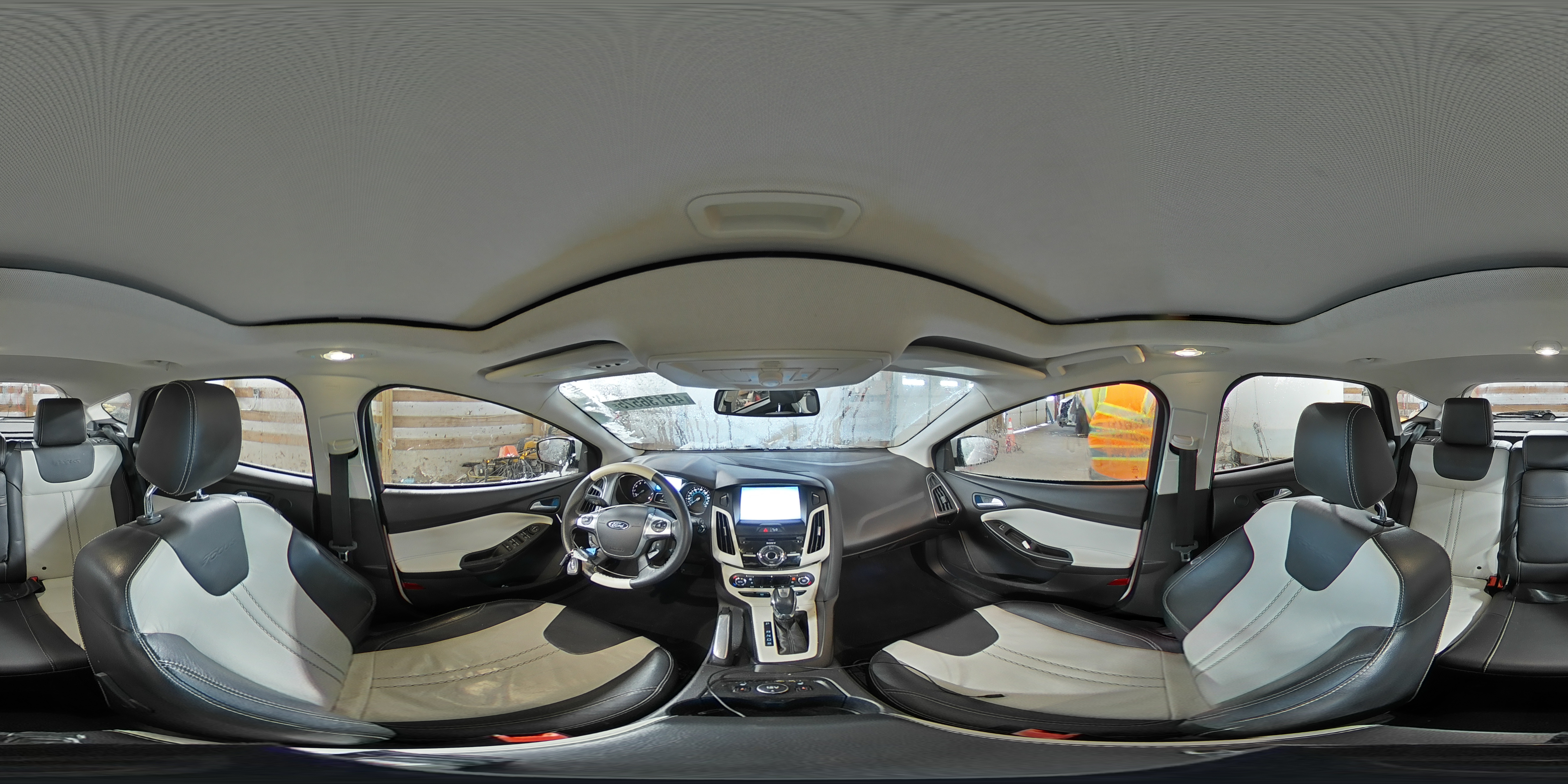 2012 Ford Focus - Image 14