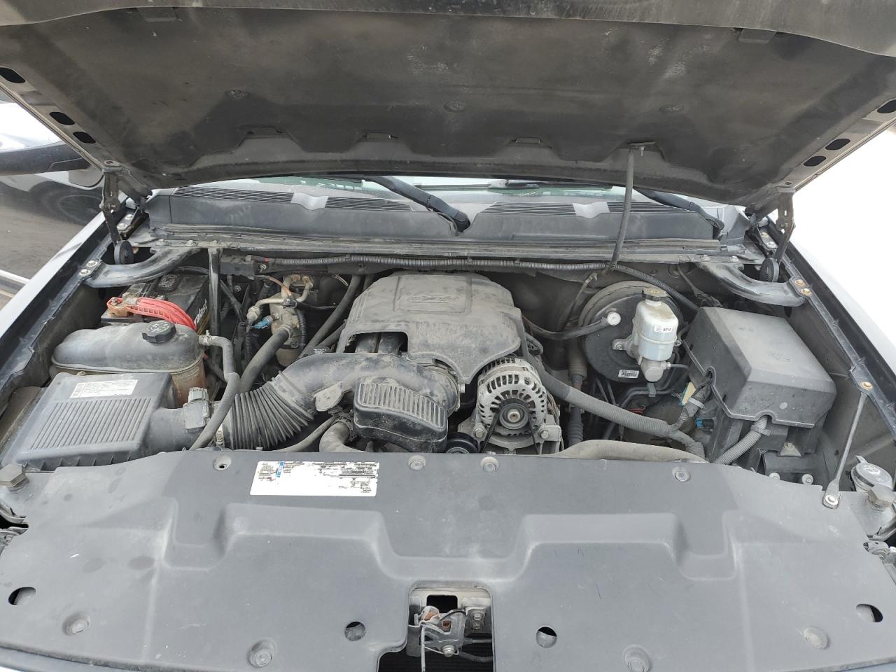 2009 Chevrolet Silverado - Image 11