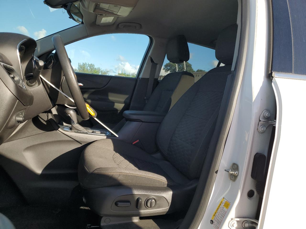 2019 Chevrolet Equinox - Image 7