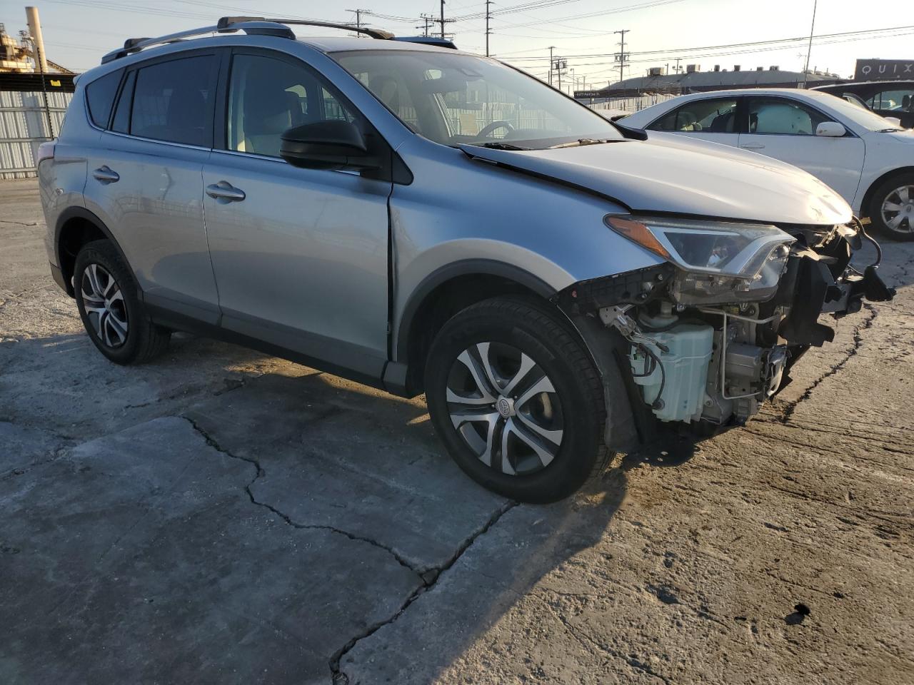 2018 Toyota RAV 4 - Image 4