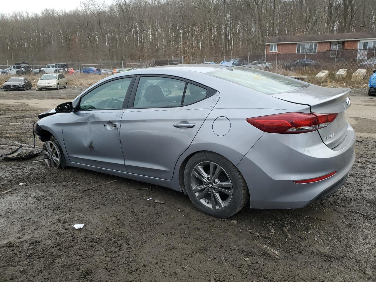 2017 Hyundai Elantra - Image 2
