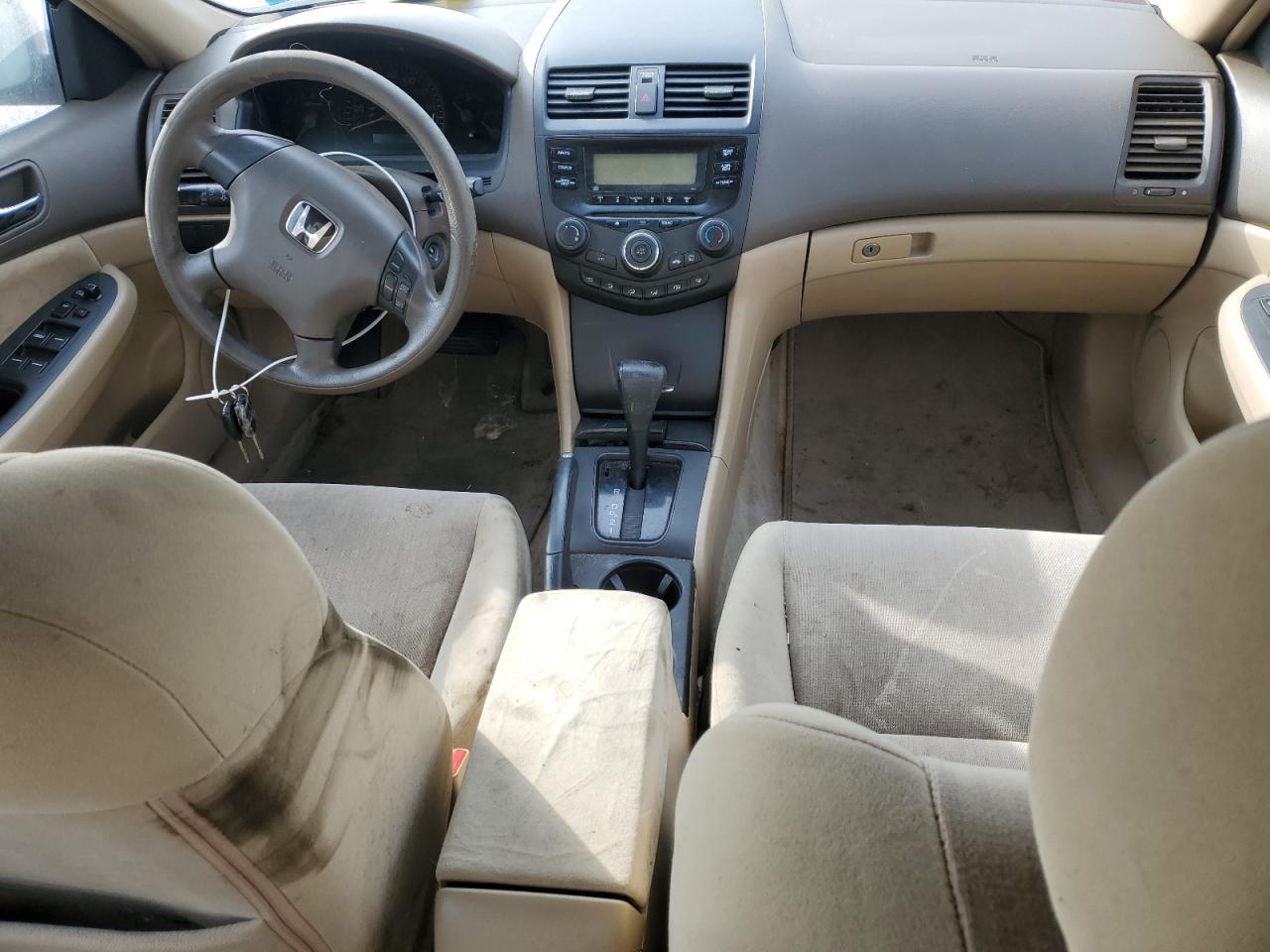 2004 Honda Accord - Image 8