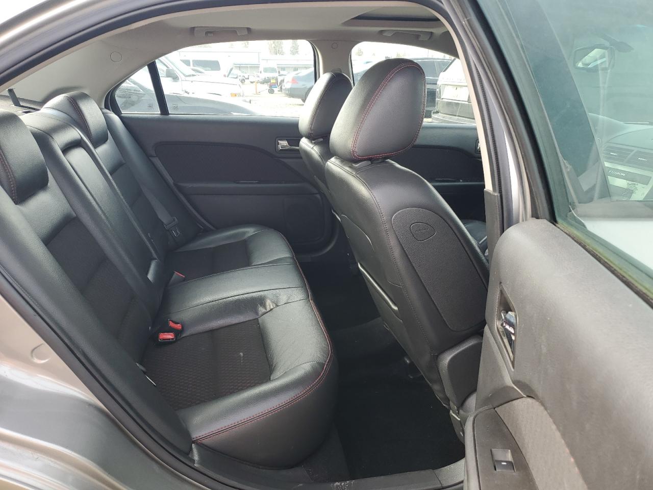 2009 Ford Fusion - Image 10