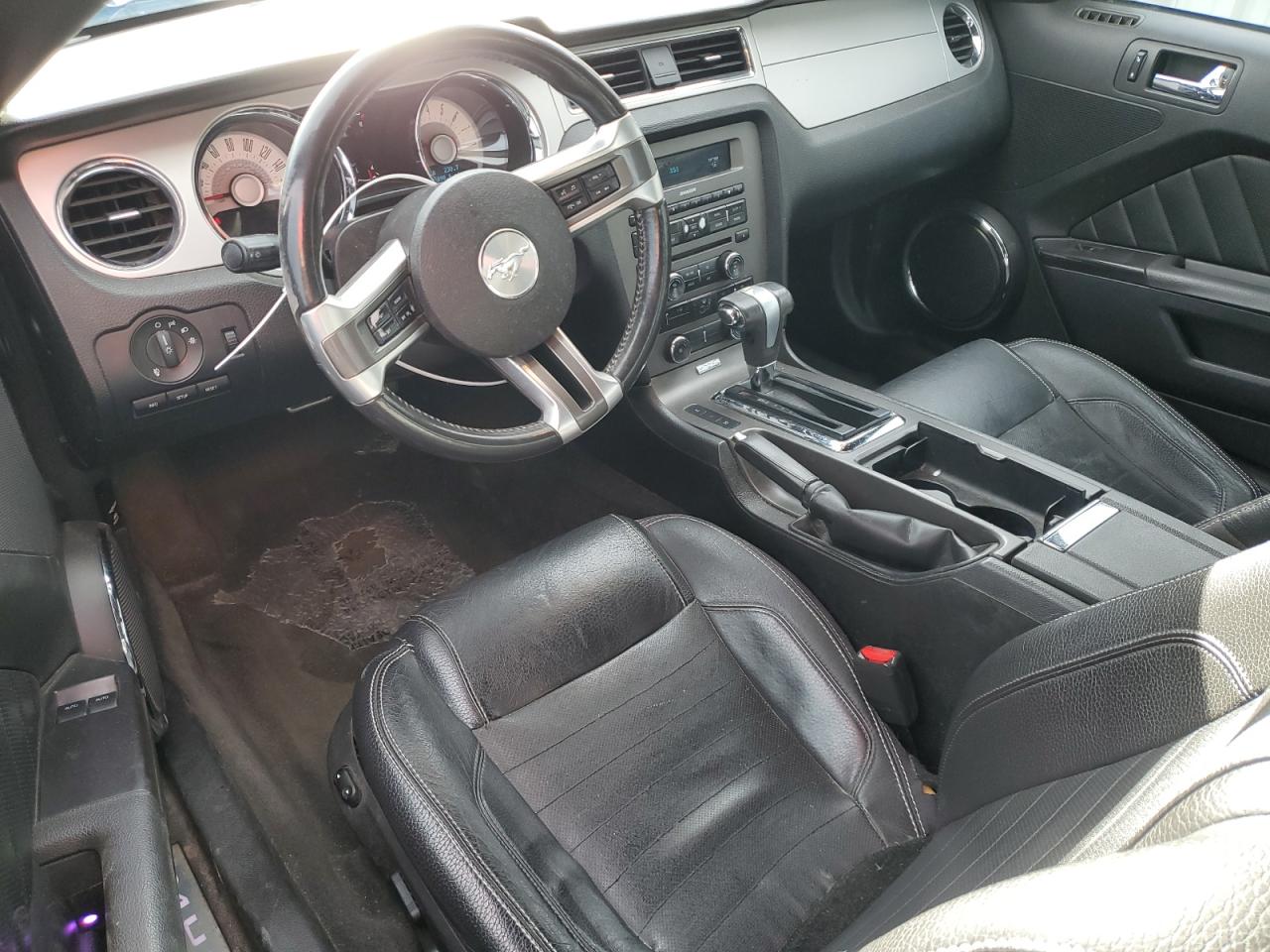 2012 Ford Mustang - Image 8