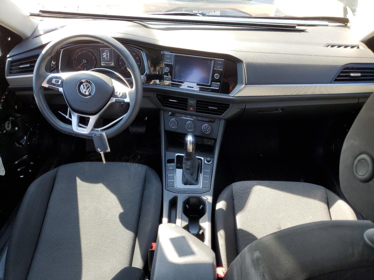 2019 Volkswagen Jetta - Image 8