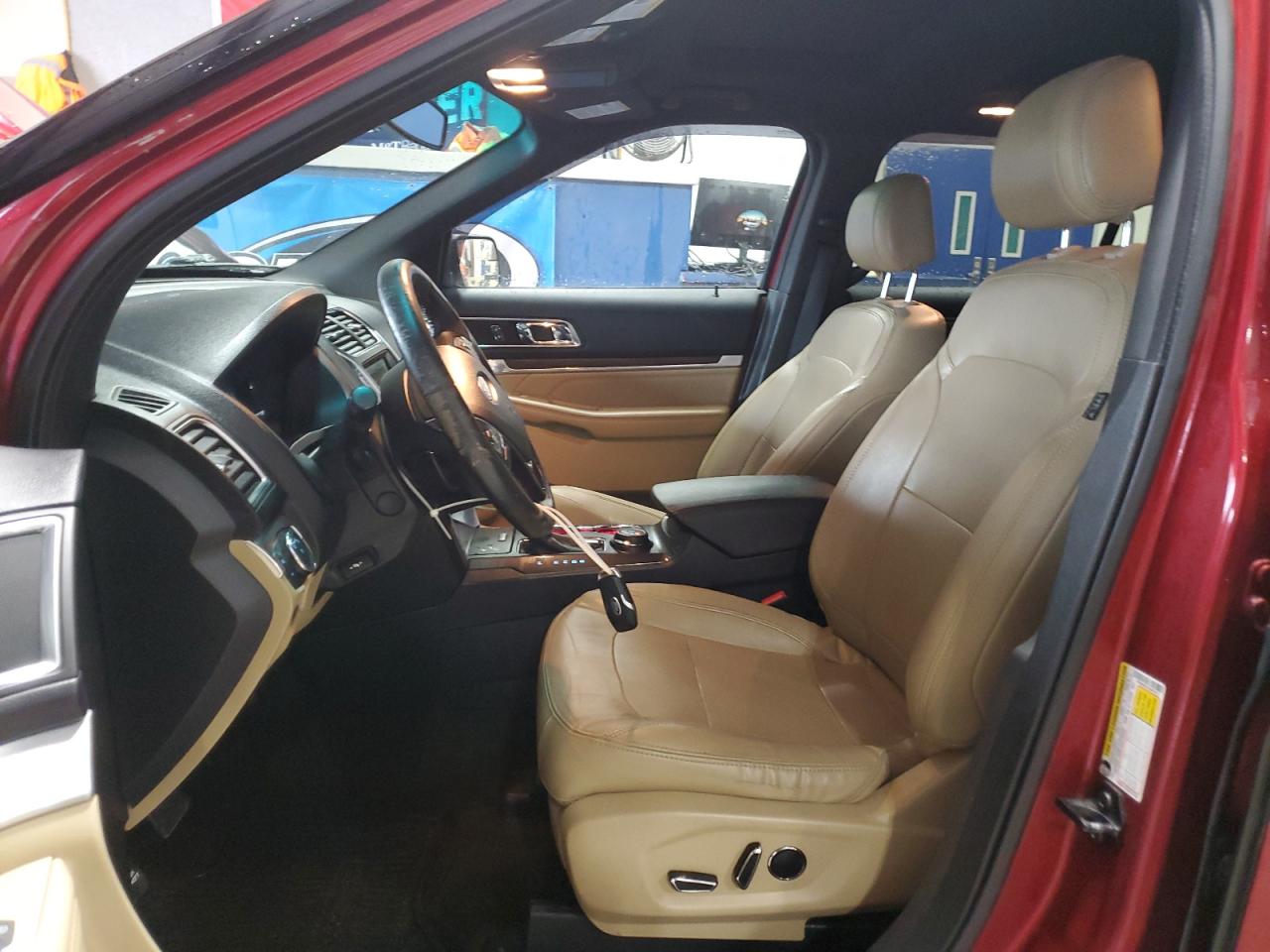 2016 Ford Explorer - Image 7
