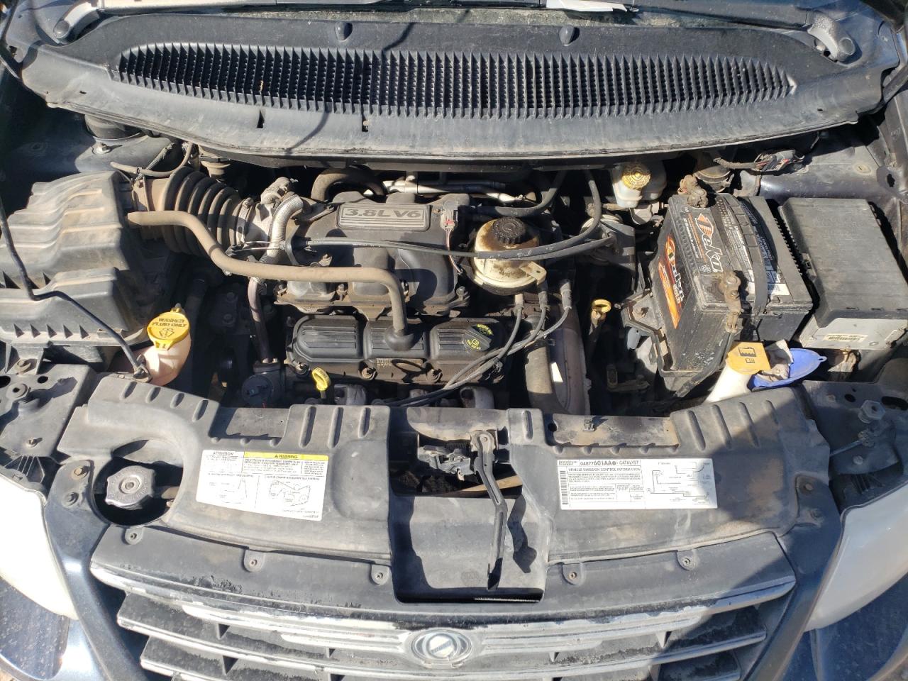 2007 Chrysler Town & Country - Image 12