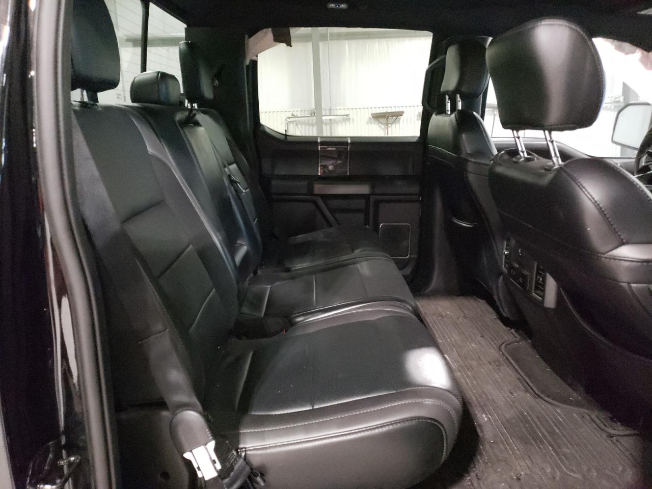 2019 Ford F-150 - Image 10