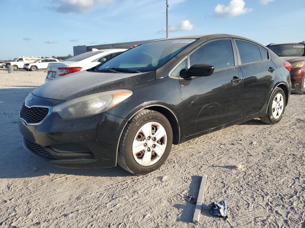 2014 Kia Forte Lx for Sale in West Palm Beach, FL - Minor Dent/Scratches