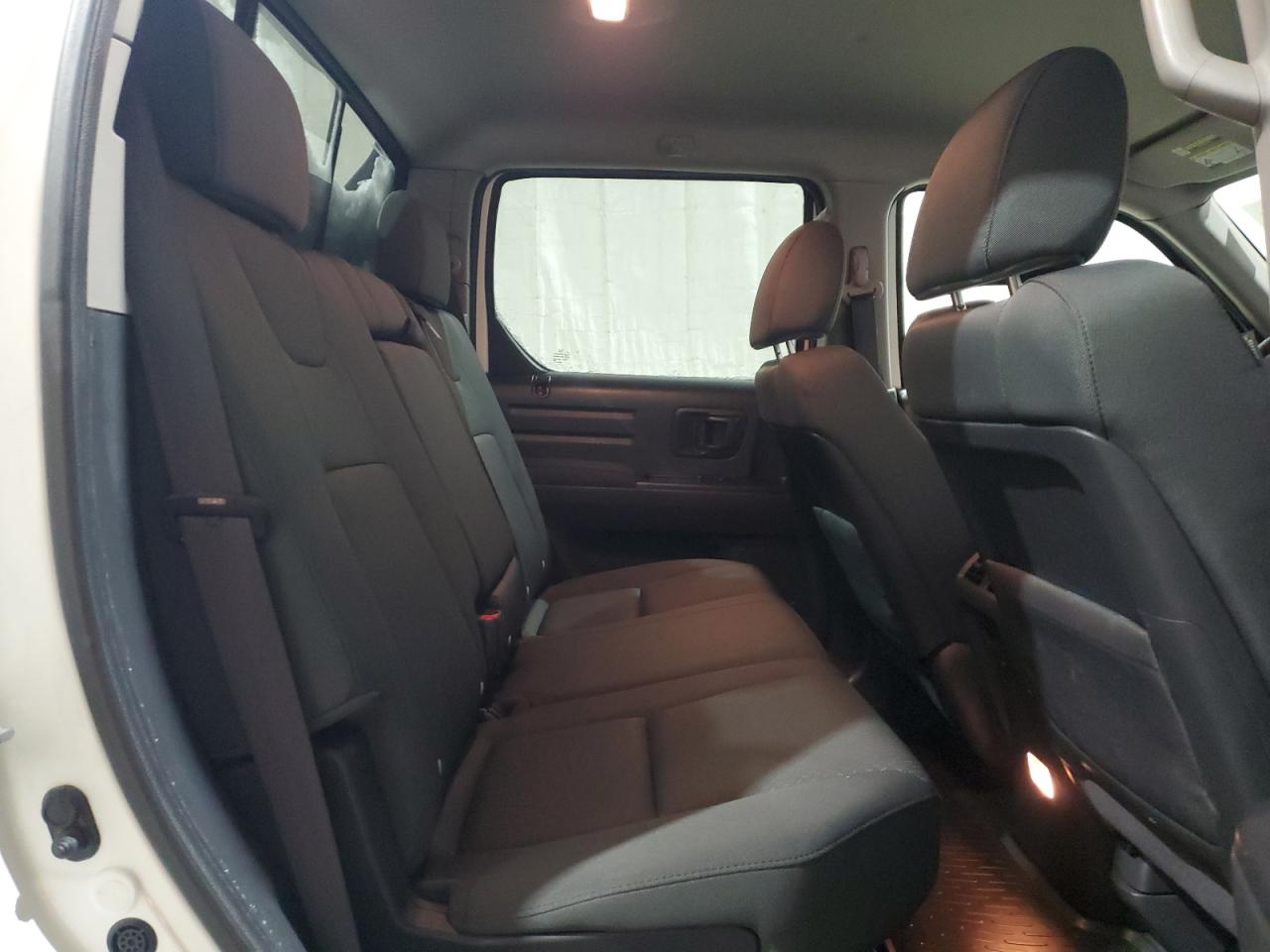 2013 Honda Ridgeline - Image 10