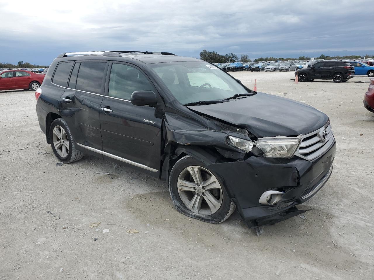 2013 Toyota Highlander - Image 4