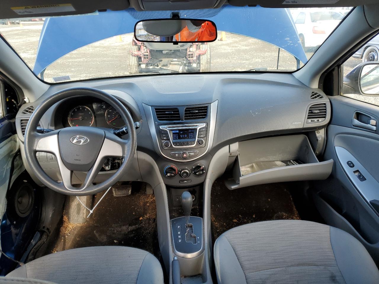 2015 Hyundai Accent - Image 8