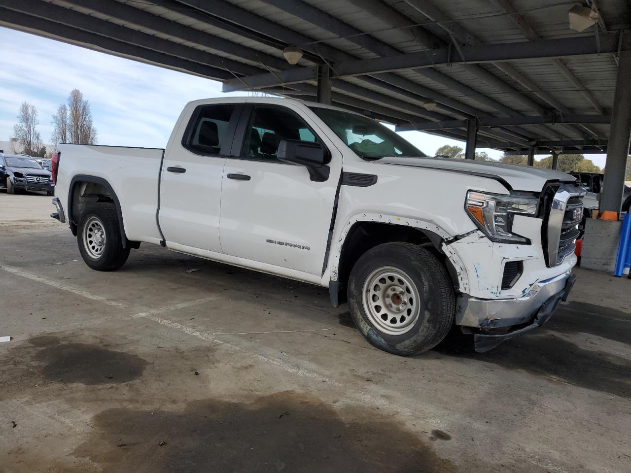 2020 GMC Sierra - Image 4