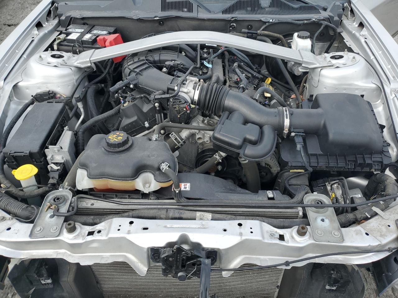 2014 Ford Mustang - Image 11