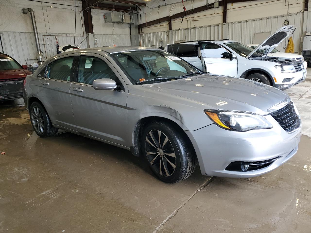 2013 Chrysler 200 - Image 4