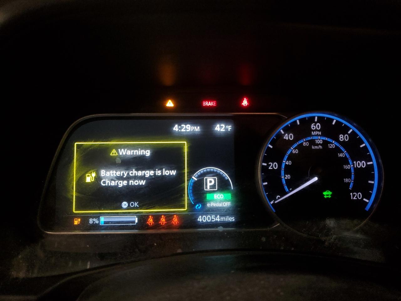 2022 Nissan Leaf - Image 9