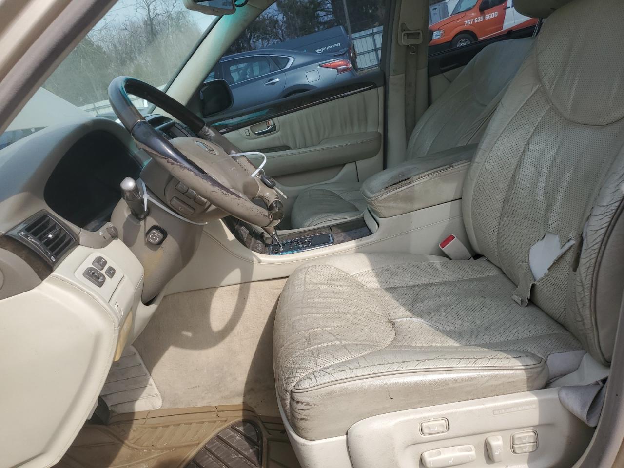 2001 Lexus LS - Image 7