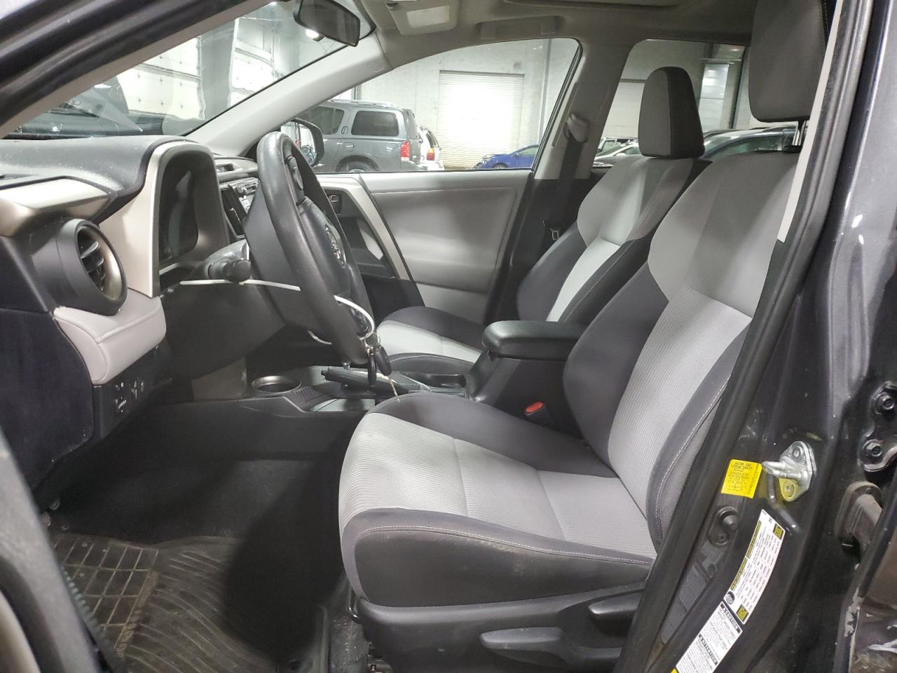2013 Toyota RAV 4 - Image 7
