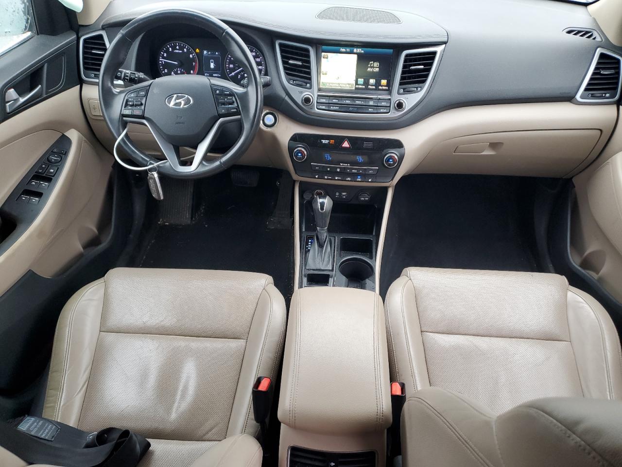 2016 Hyundai Tucson - Image 8