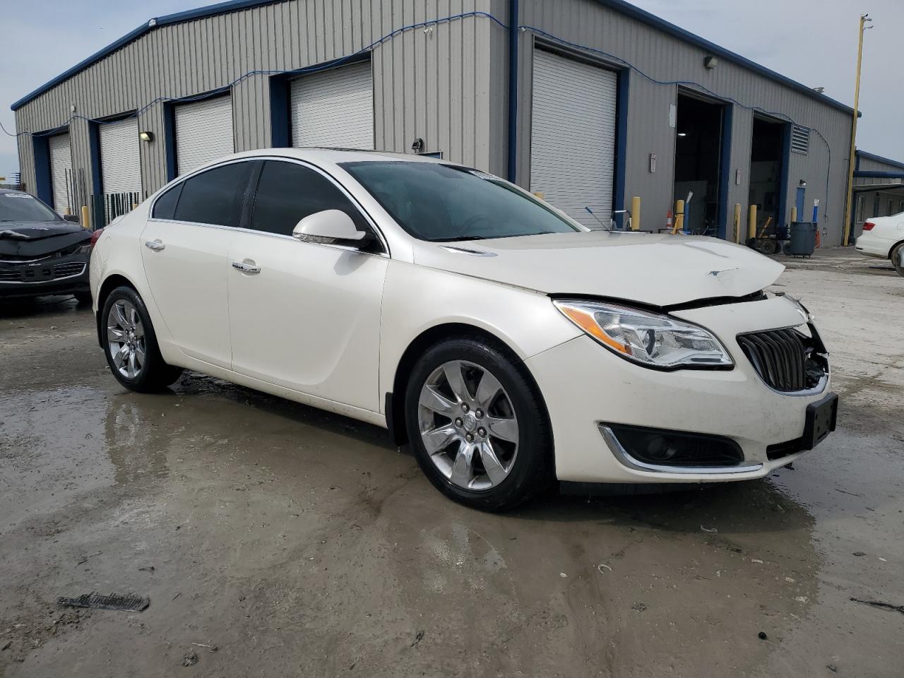 2014 Buick Regal - Image 4