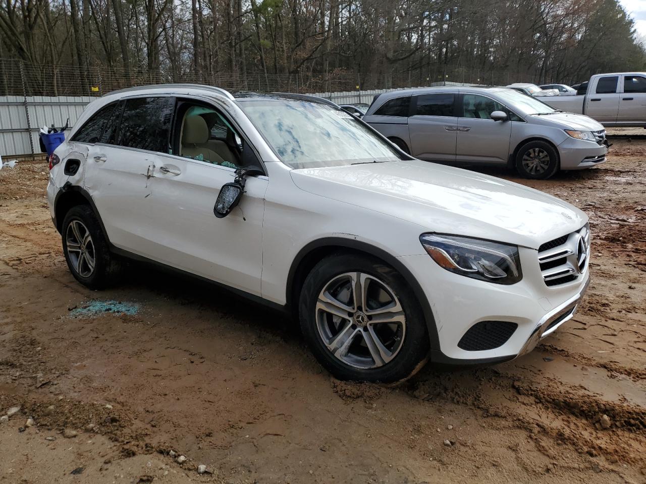 2019 Mercedes-Benz GLC - Image 4