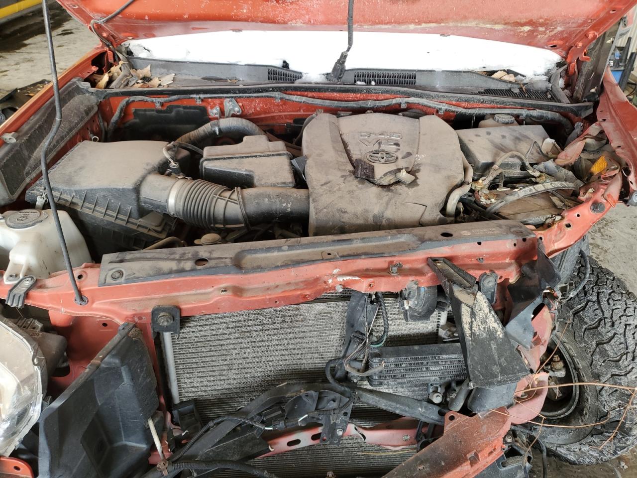 2016 Toyota Tacoma - Image 11