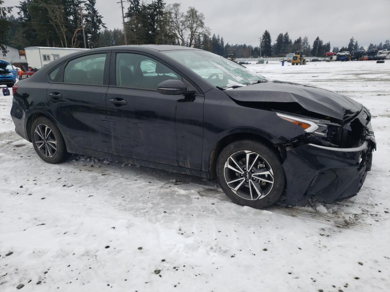 2023 Kia Forte - Image 4