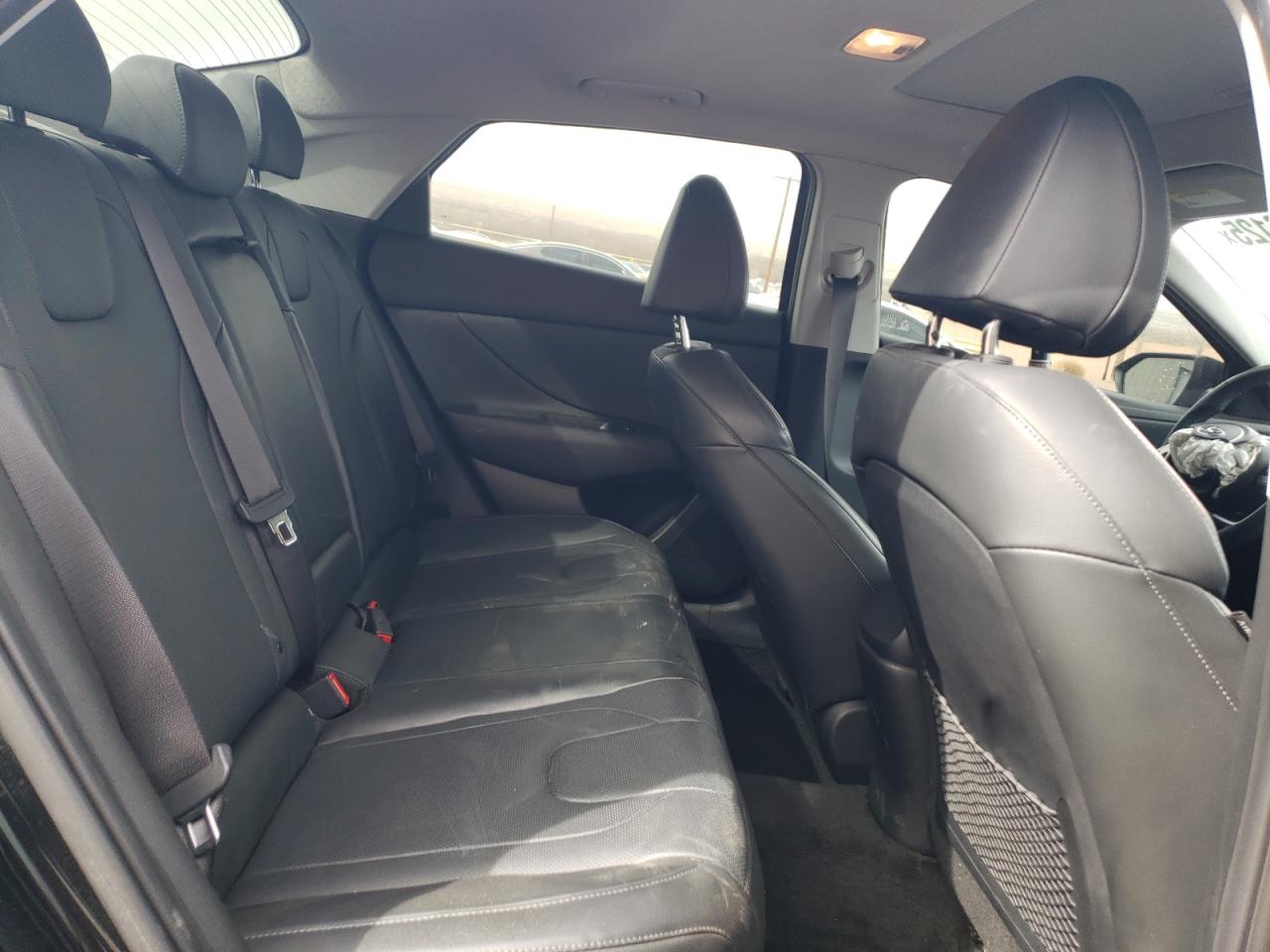 2023 Hyundai Elantra - Image 10