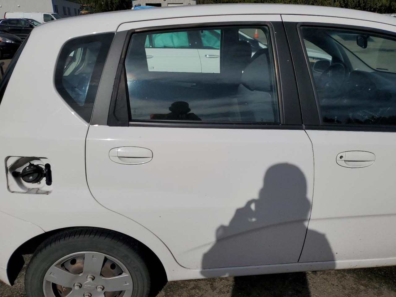 2010 Chevrolet Aveo - Image 11