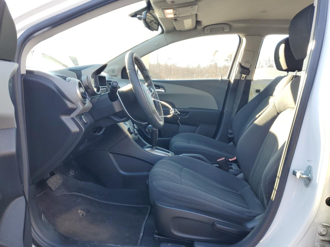 2014 Chevrolet Sonic - Image 7