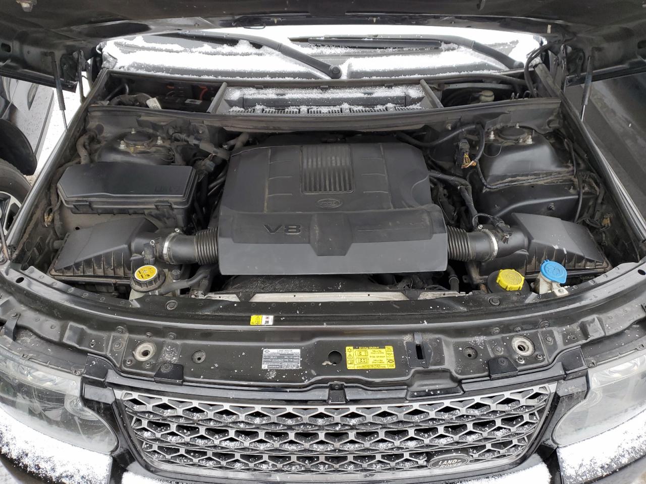 2012 Land Rover Range Rover - Image 11