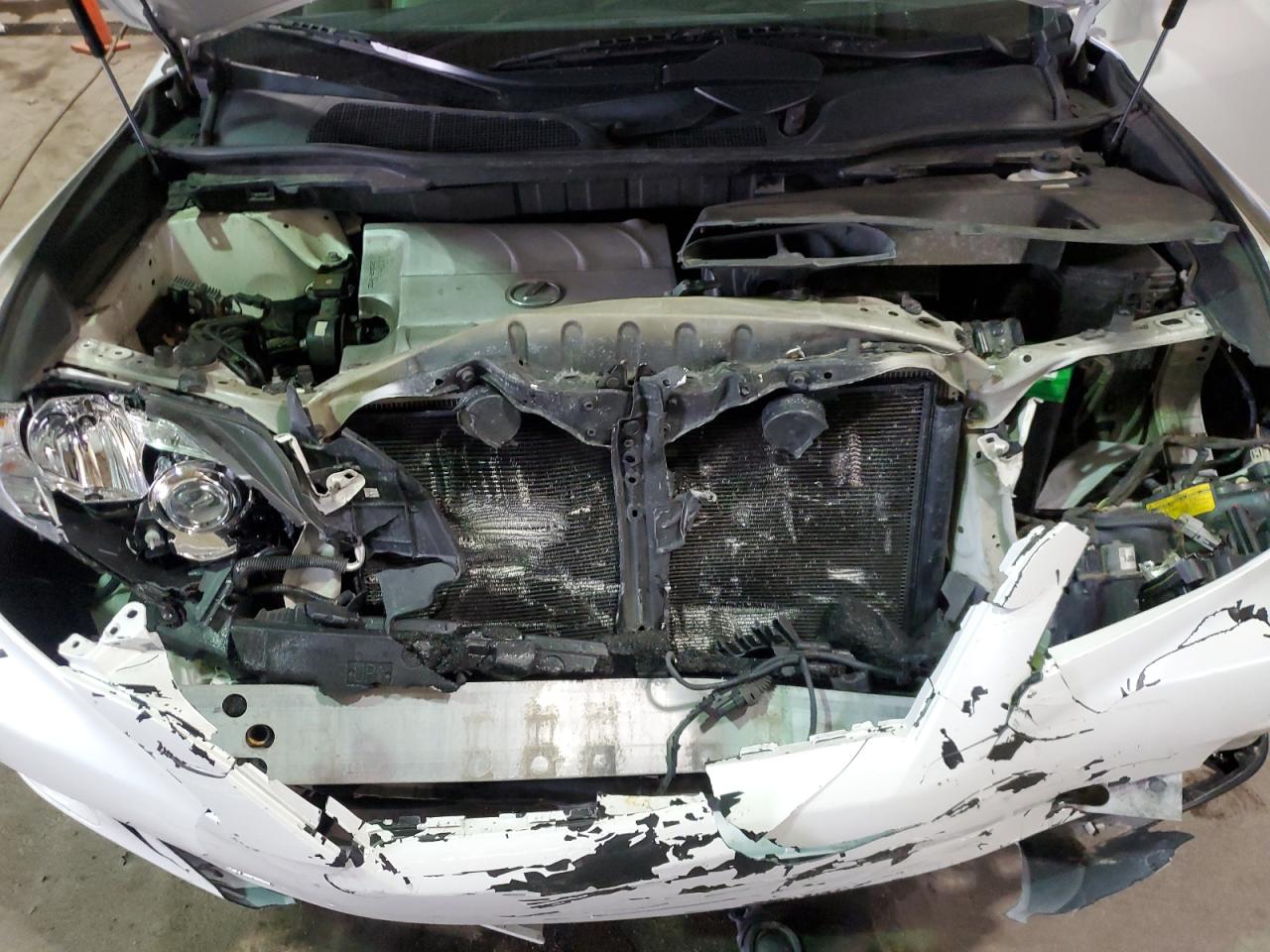 2011 Lexus RX - Image 12