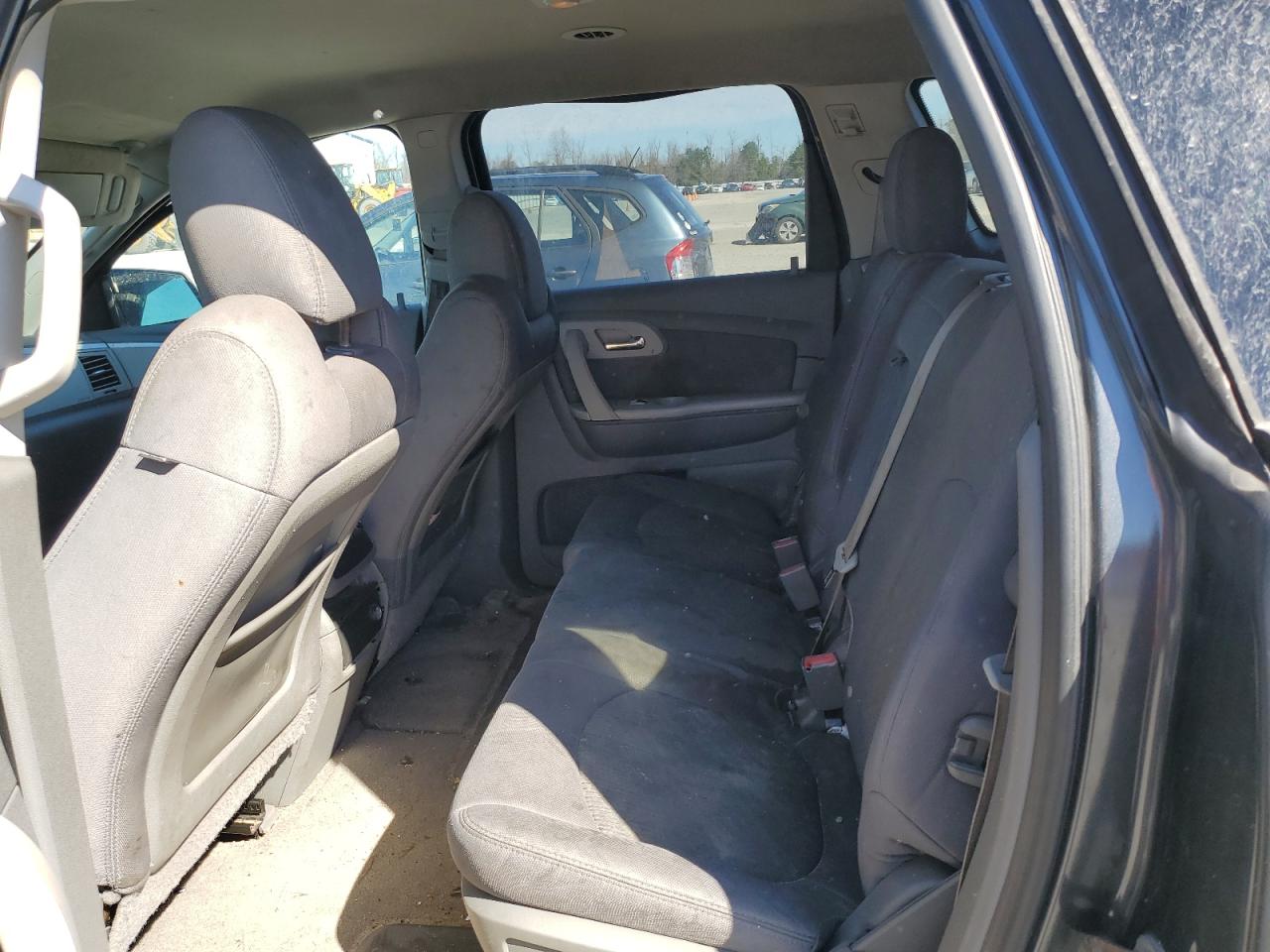 2012 Chevrolet Traverse - Image 11