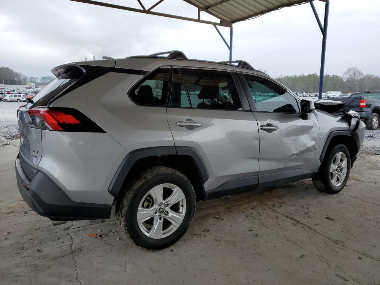 2021 Toyota RAV 4 - Image 3