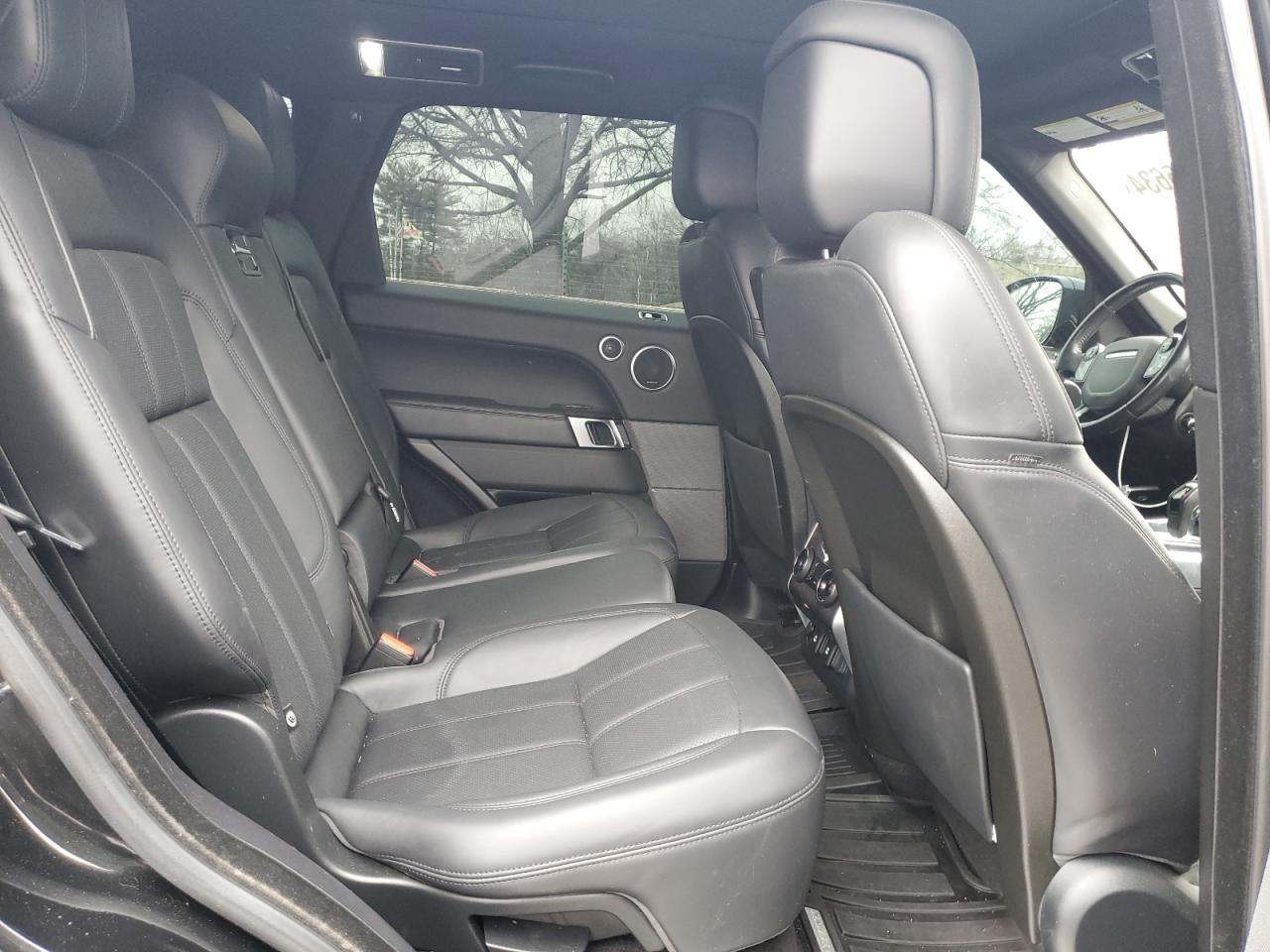 2019 Land Rover Range Rover - Image 11