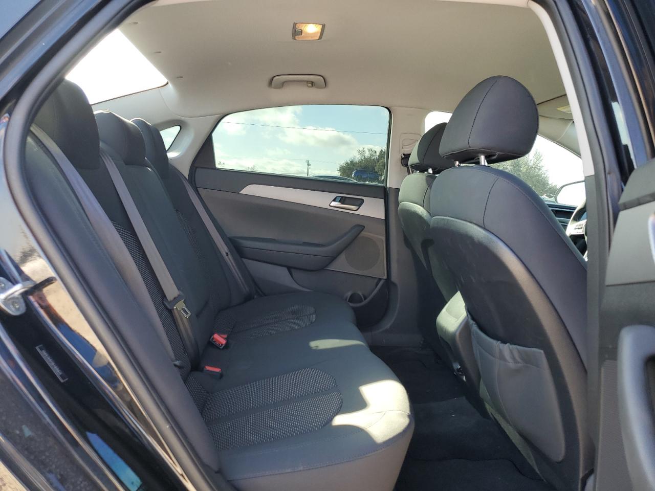 2019 Hyundai Sonata - Image 10