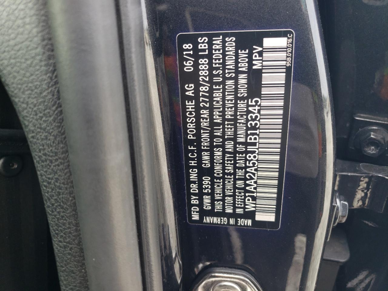 2018 Porsche Macan VIN: WP1AA2A58JLB13345 Lot: 44567895
