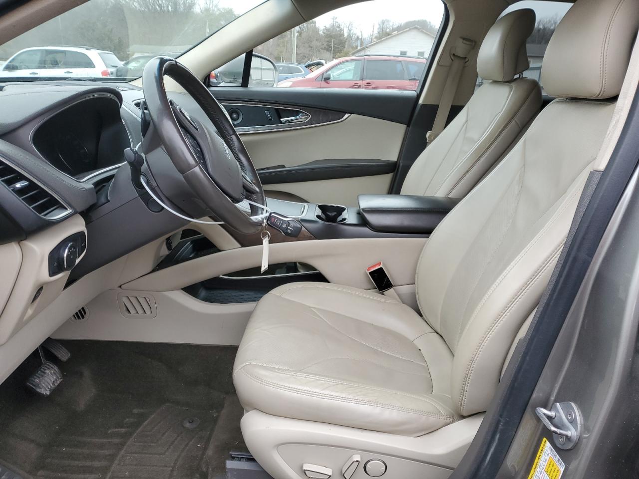 2016 Lincoln MKX - Image 7