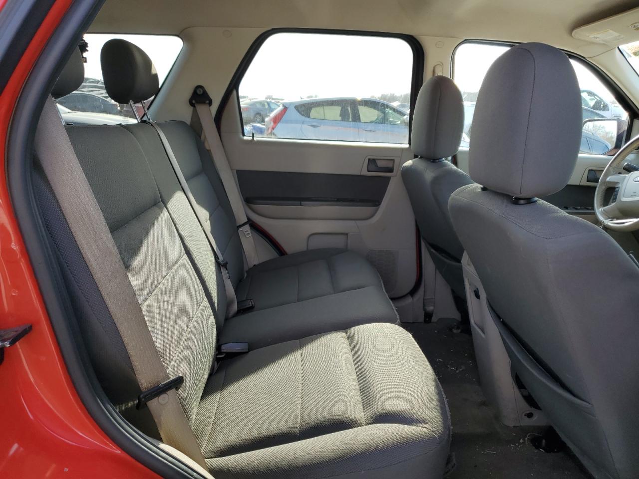 2009 Ford Escape - Image 11