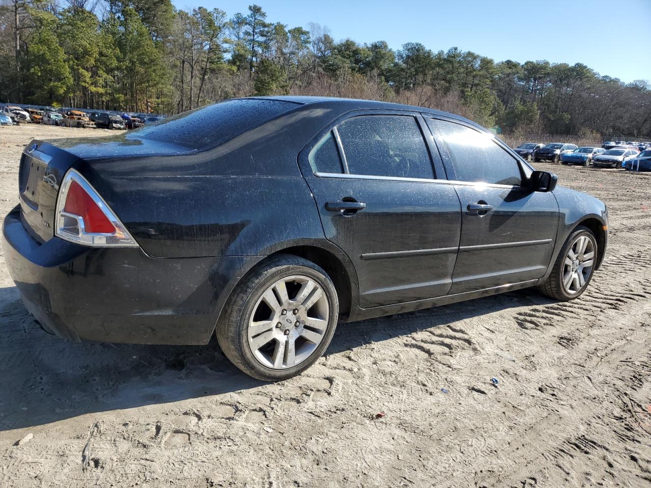 2007 Ford Fusion - Image 3