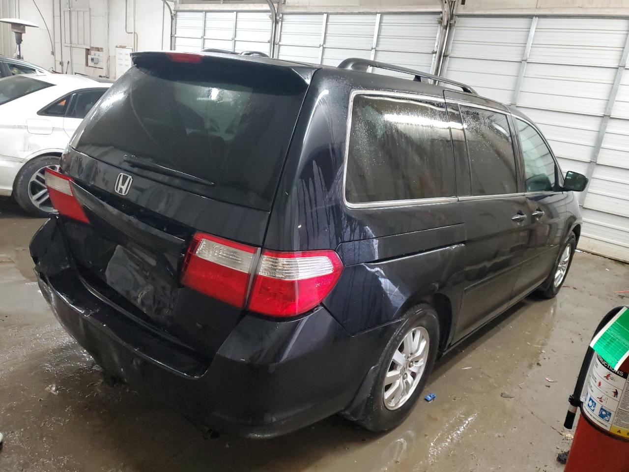 2007 Honda Odyssey - Image 3