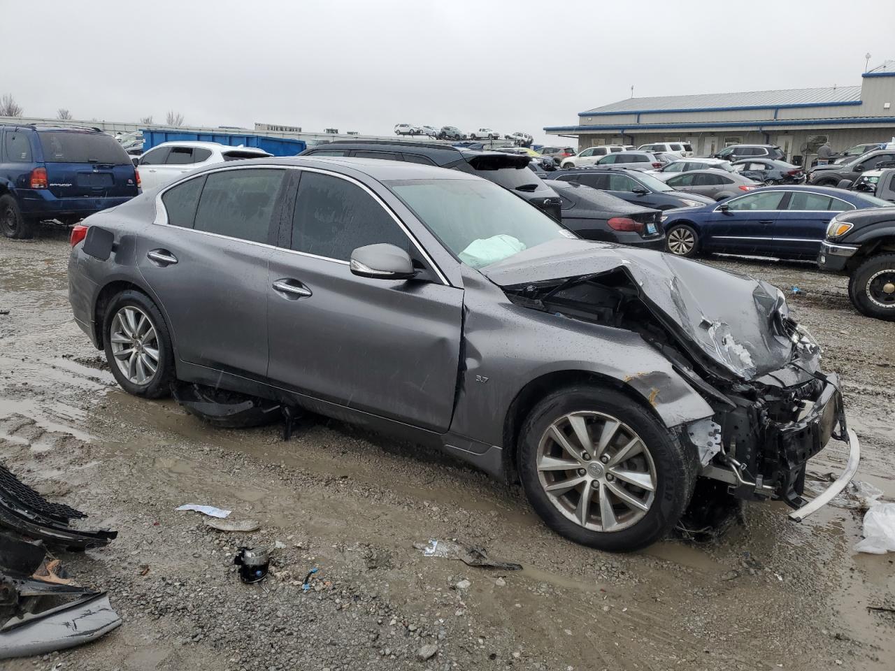 2015 Infiniti Q50 - Image 4