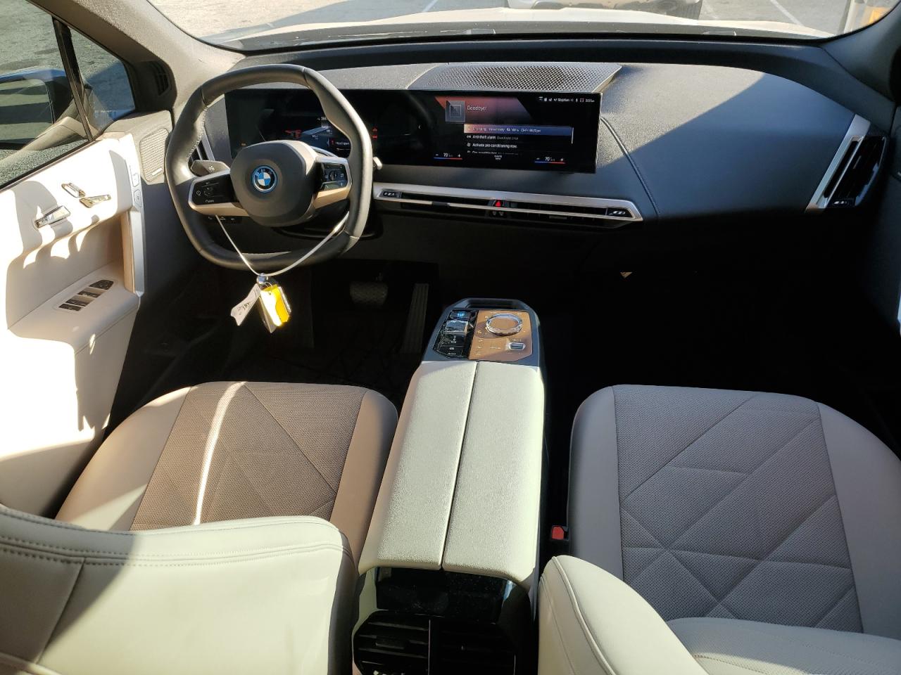 2023 BMW Ix xDrive50 VIN: WB523CF03PCM54871 Lot: 45988445